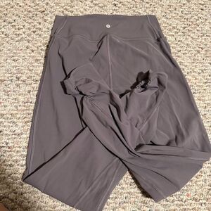 Lululemon Awakening Tight *Taryn Toomey Collection 25"
Magnum- Size 6